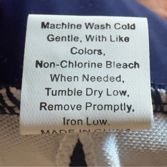 Navy blue flamingo bikini set. - Picture 8 of 8